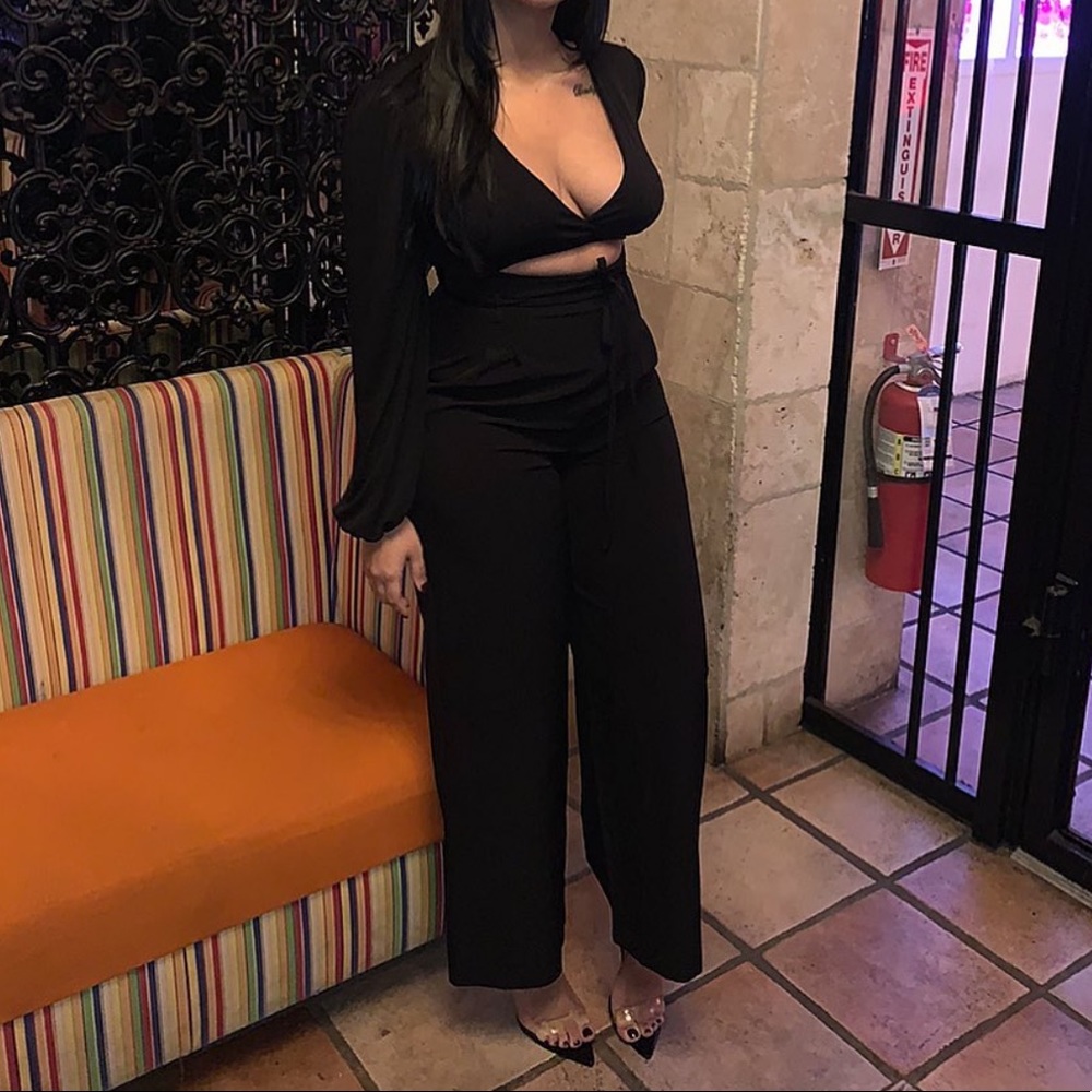 Wide leg pants